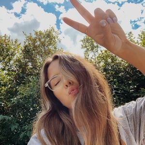 Meet your Posher, Brooklyn